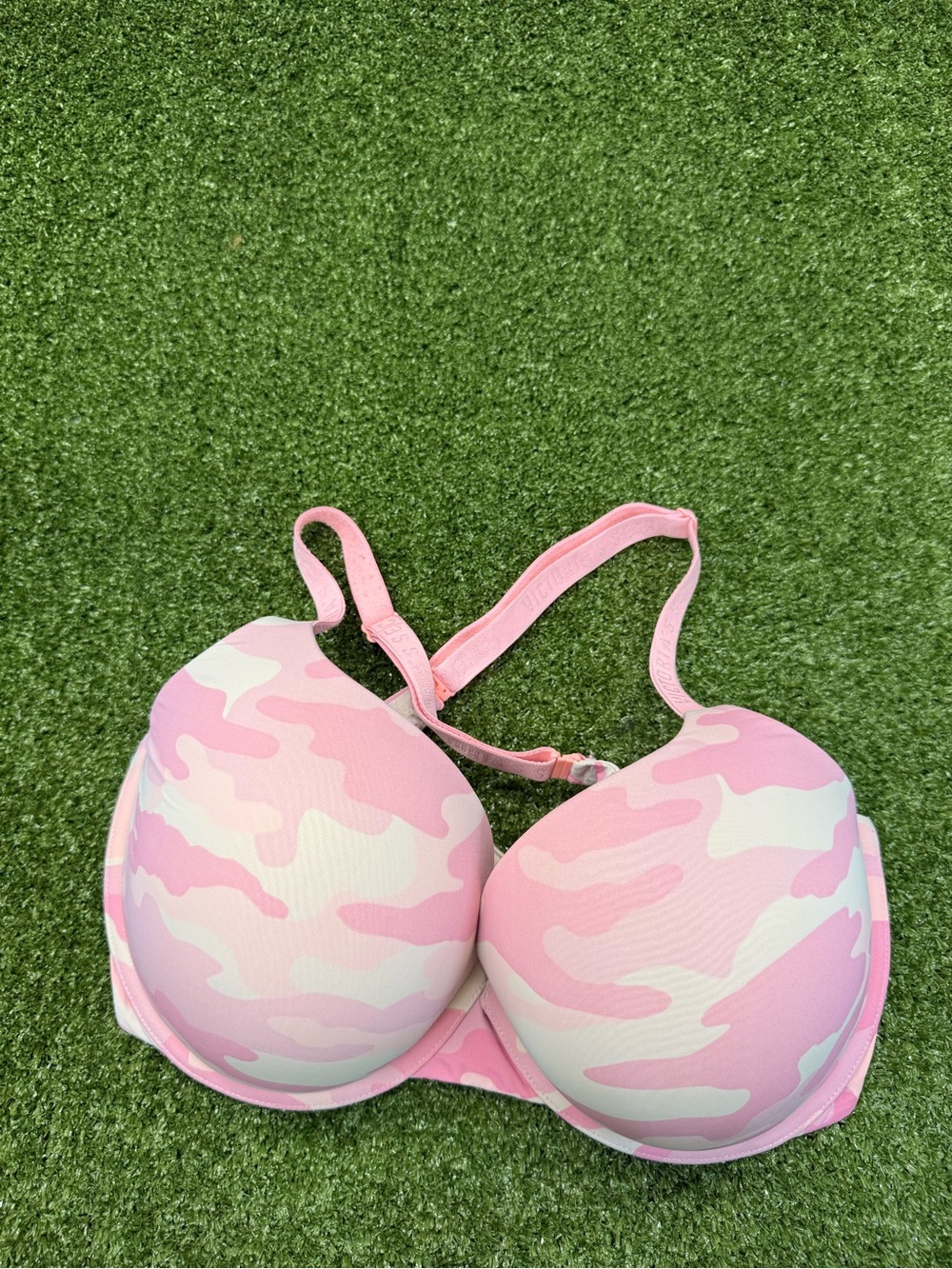 Victoria’s Secret t-shirt push-up full coverage pink camo bra 38DD